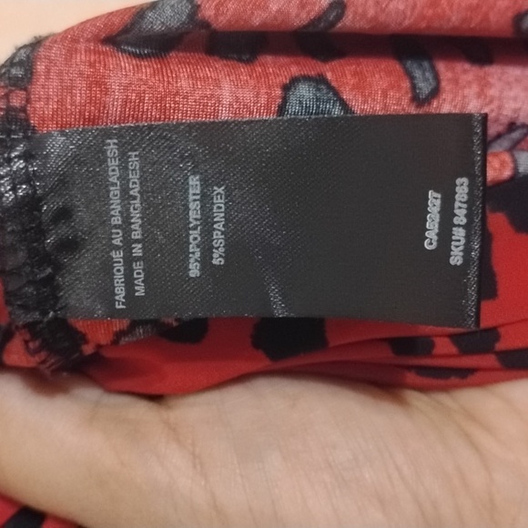 Lily Morgan red blouse with 3/4 sleeves - Picture 10 of 11